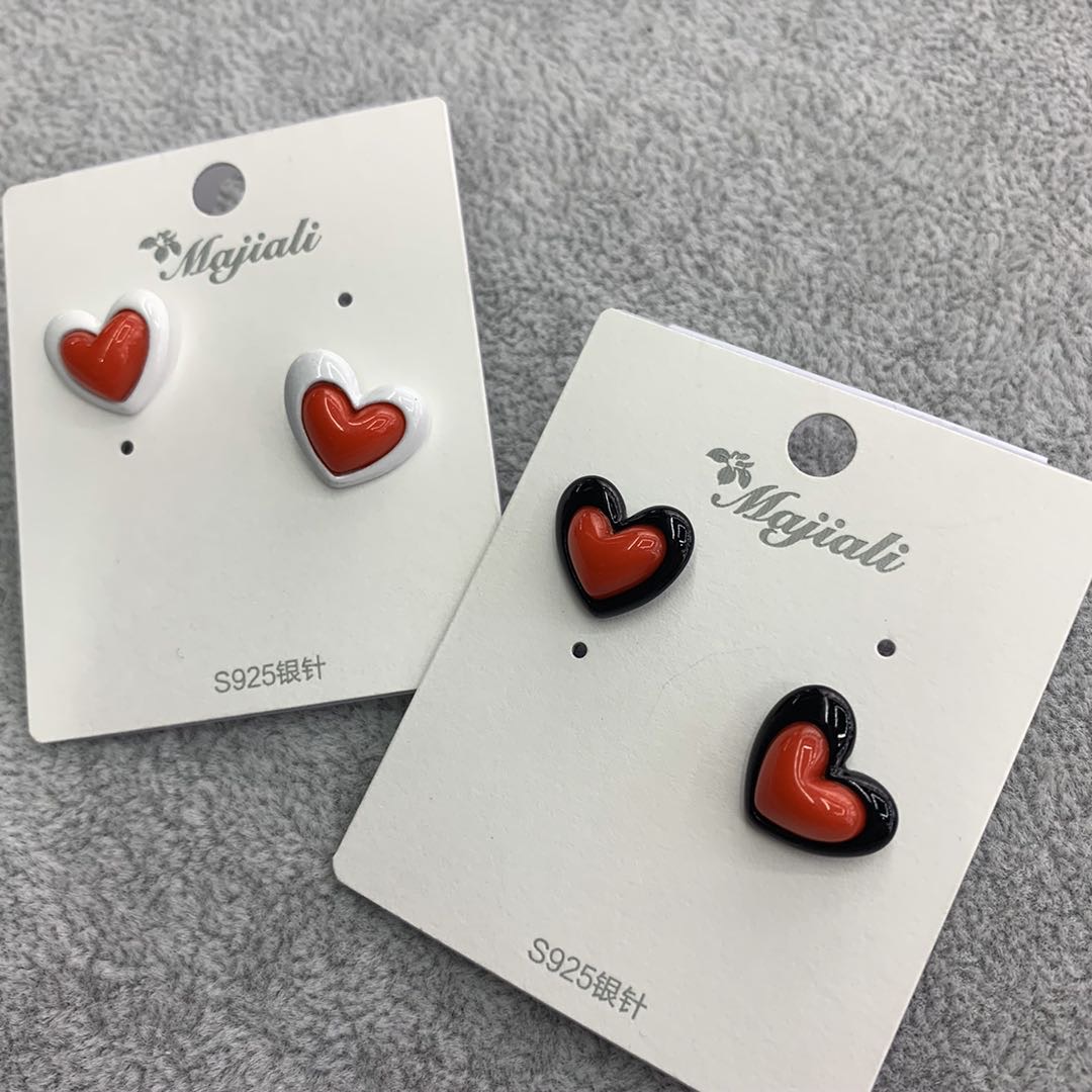 Fashion New Heart Stud Temperament With All Stylish Earrings Girl Specification drawing