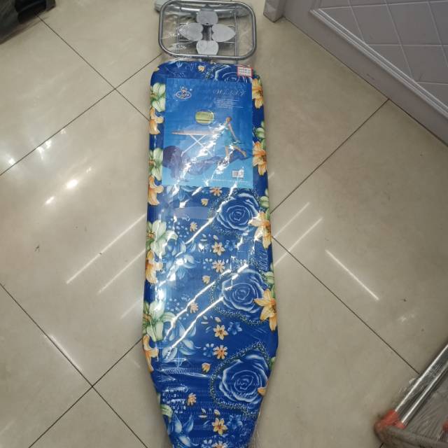 Manufacturers Direct Sales Of Multi-Functional Three-In-One Ironing Board German Ironing Board Frame Home Mesh