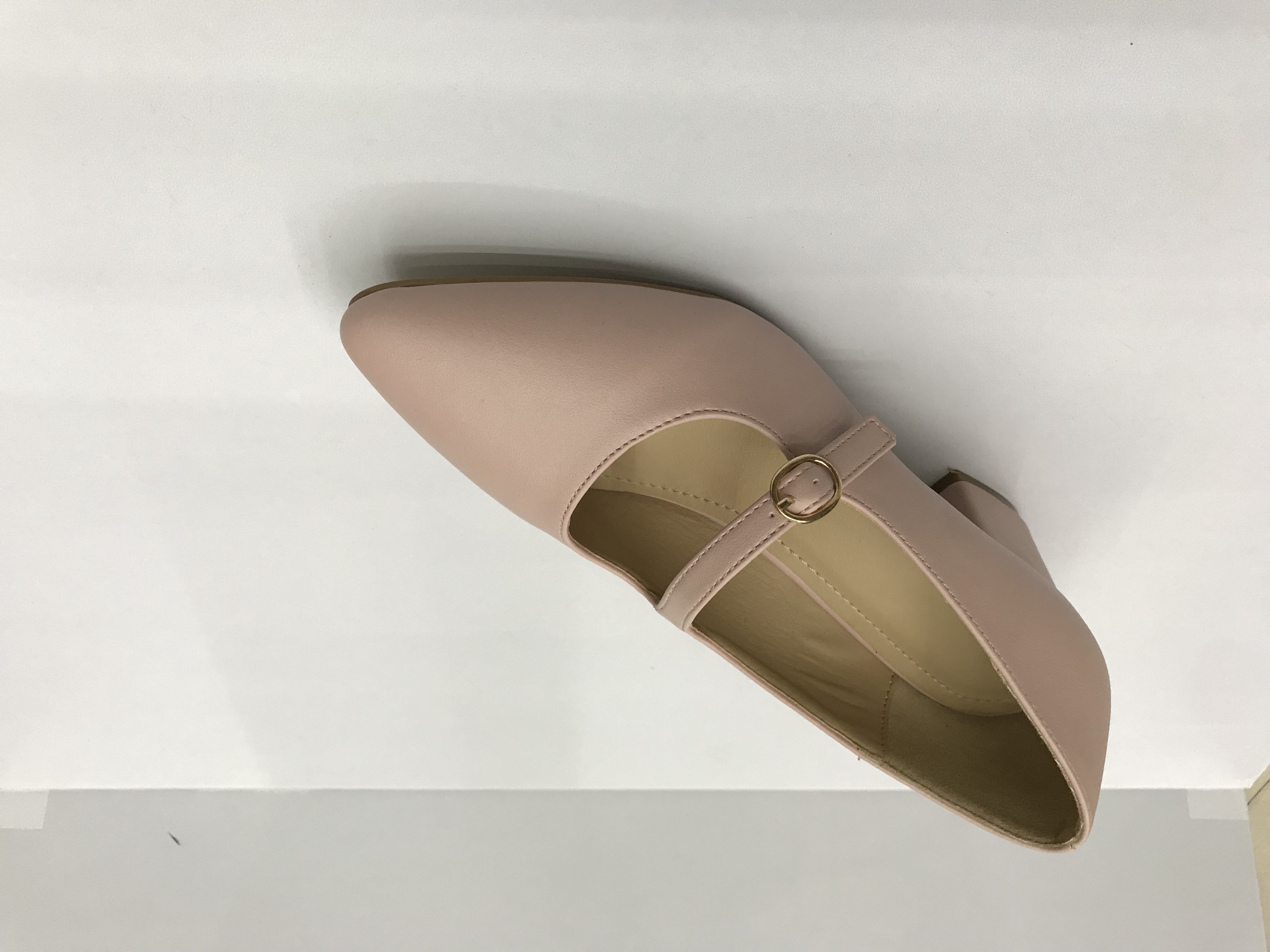 爆款单鞋女平底2020春季新款尖头平跟软底细节图