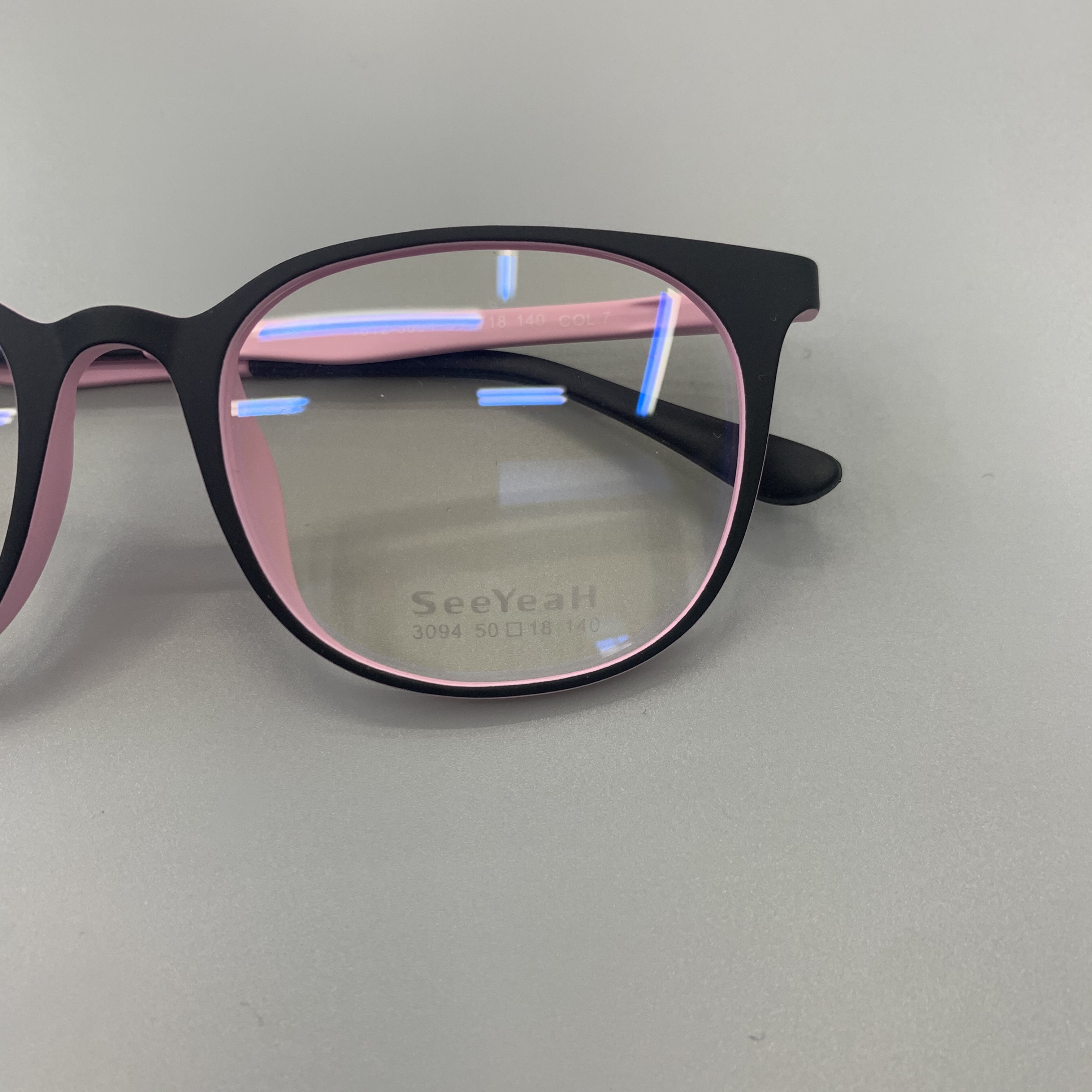 The myopia glasses can be equipped with ultra-light, retro, large face slimming, flat eye frame for students, children and girls, Korean version details Picture