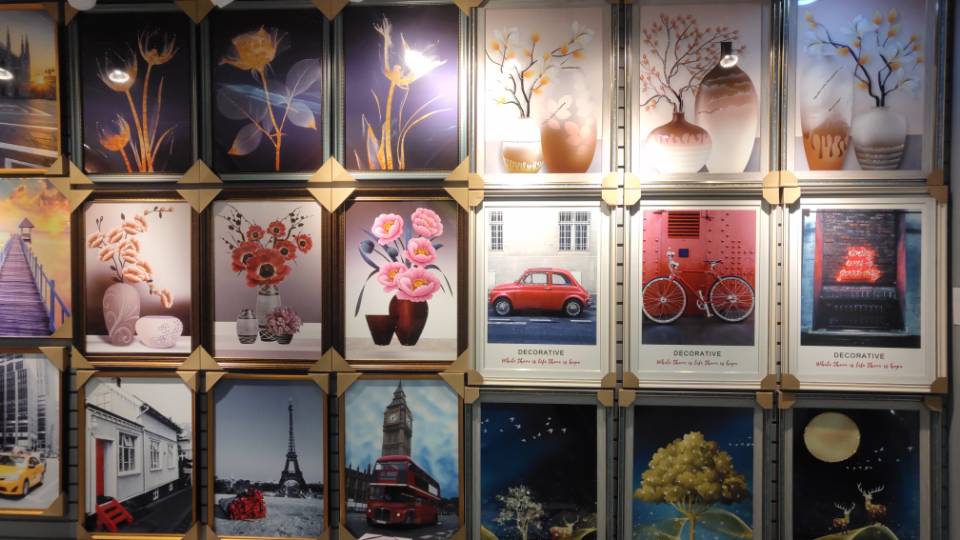 Famous paintings by celebrities in Yiwu describe pic - 2