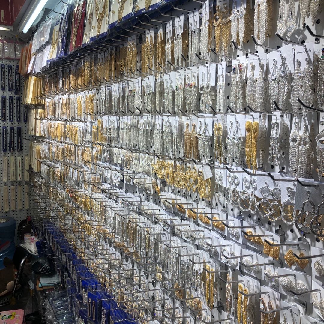 Linon Accessories describe pic - 2