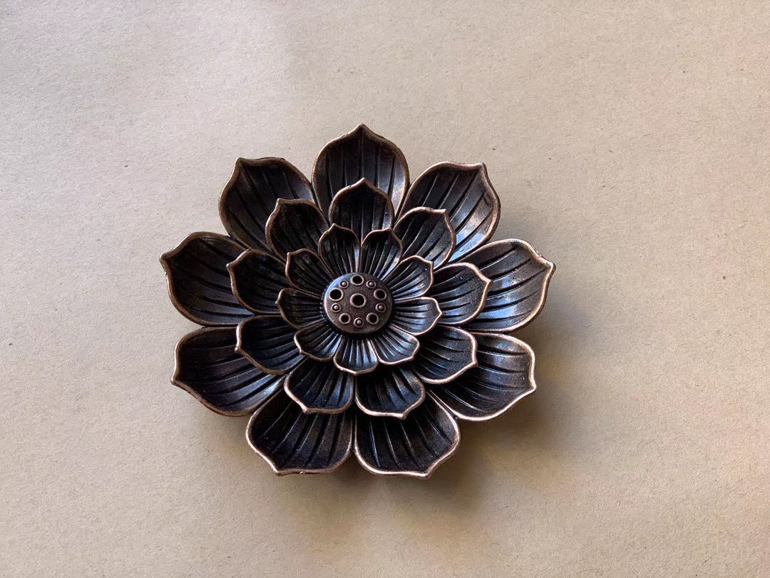 National trend lotus incense burner, antique copper lotus multi-hole thread incense burner, home incense stand, tea ceremony, indoor agarwood thread incense burner for home use details Picture