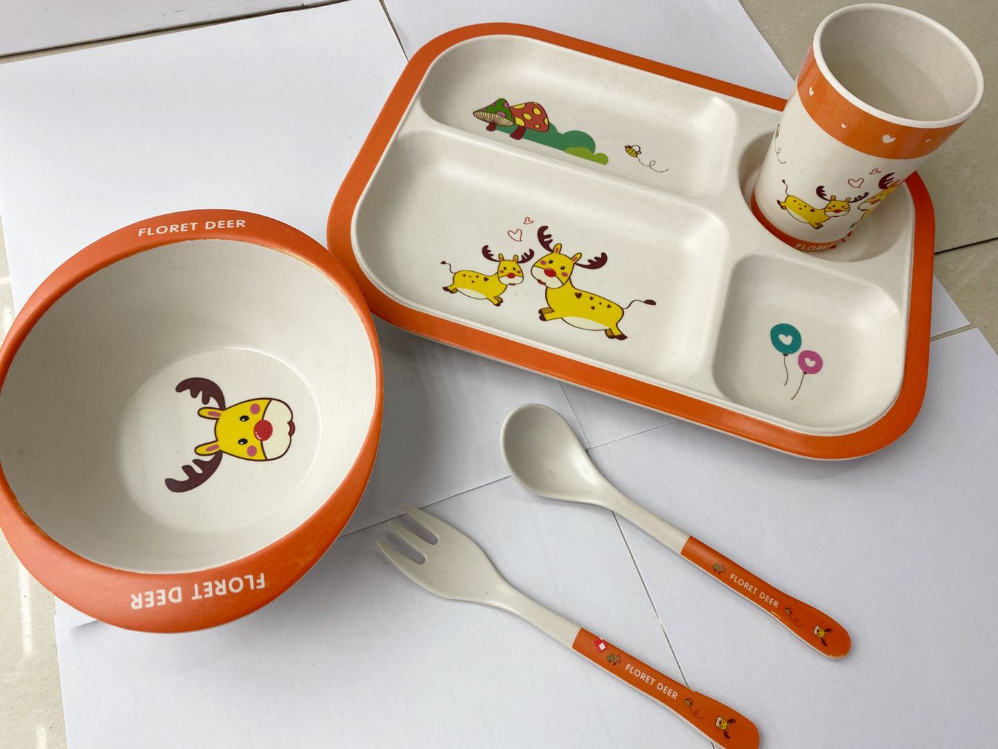 Baby Cartoon Deer Children Full Family Dining Plate Divided Into Grid Plate Three Grid Plate