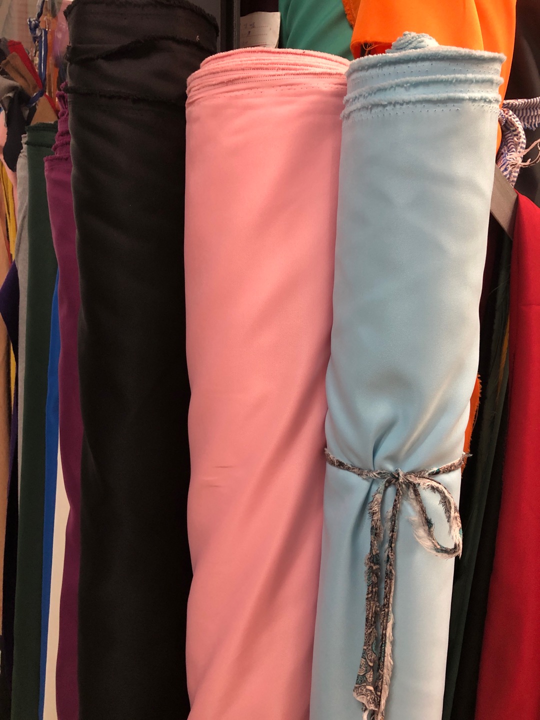 High Temperature Dyeing Color Clear Plain Uniform Fabric