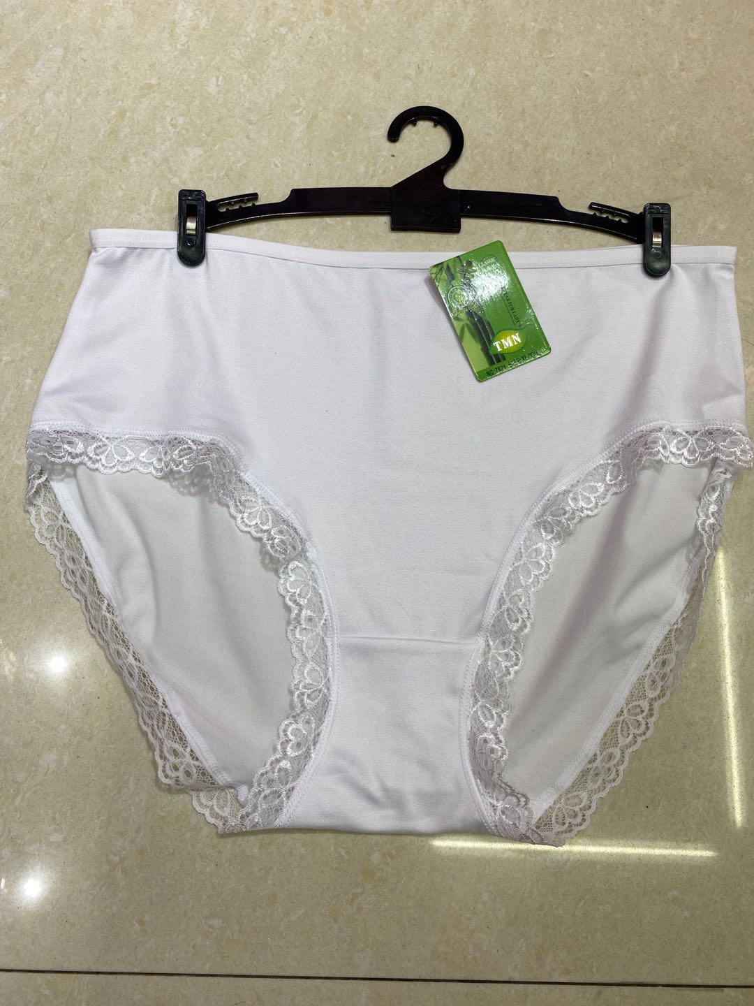 无痕女内裤 高档压边女士内裤舒适三角裤