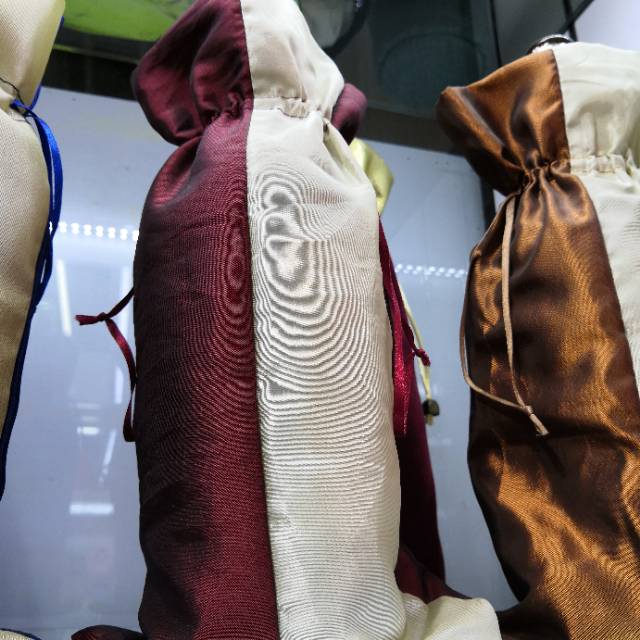 来样定制拼接款双色喜糖袋素色布袋现货批发厂家直销细节图