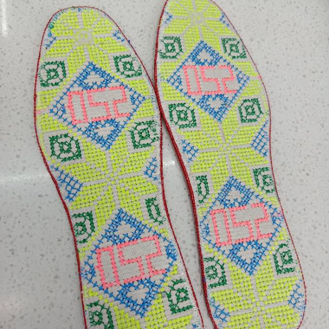 Cross-stitch insoles, self-embroidered semi-finished products, new style insoles, pure cotton with free shipping, embroidered insoles, pure cotton for men and women's wedding Specification image