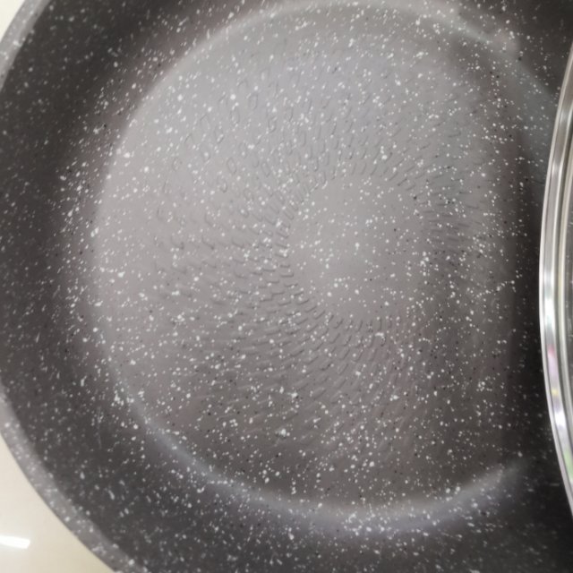 义乌好货 双耳木把小锅子煮粥锅煮面锅麦饭石不粘电磁炉锅具奶锅产品图
