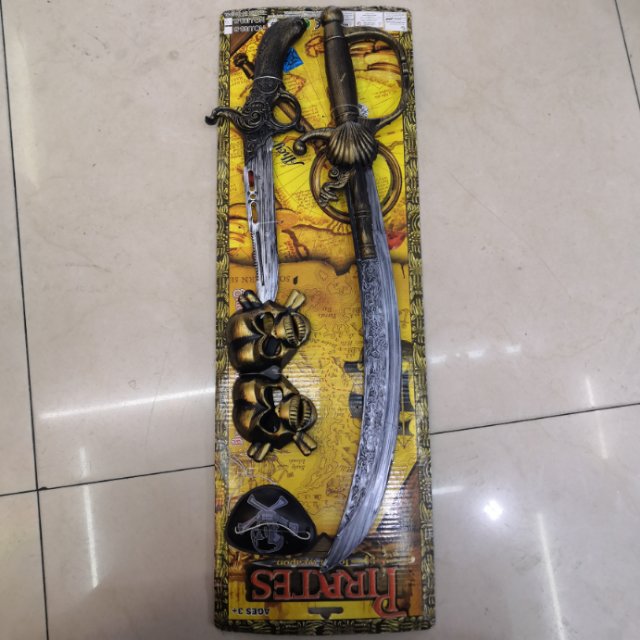 Halloween Plastic Pirate Props Plastic Pirates of the Caribbean long Knife Set toy thumbnail