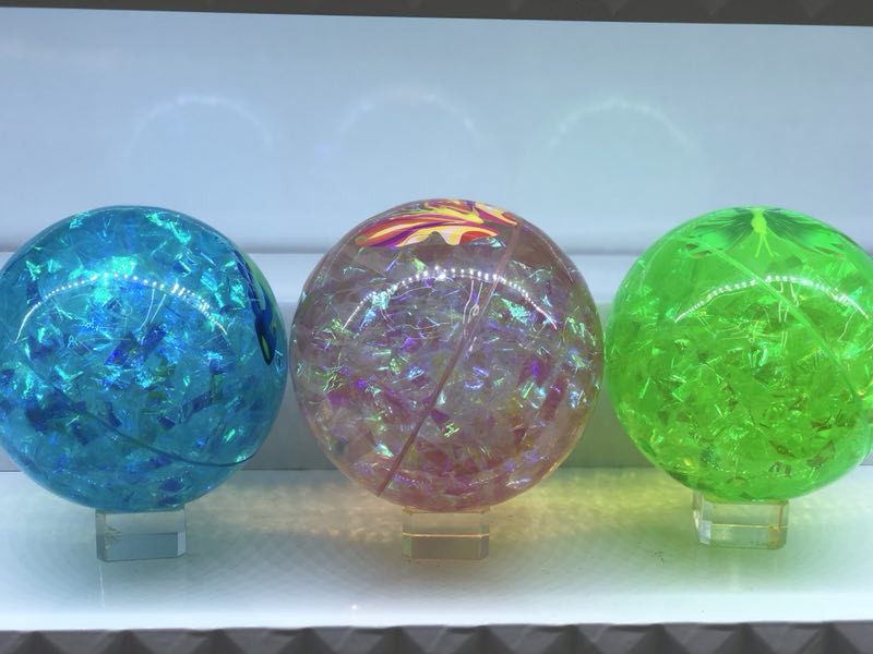 12cm彩条棱面发光弹力球带绳款TPU材质儿童玩具