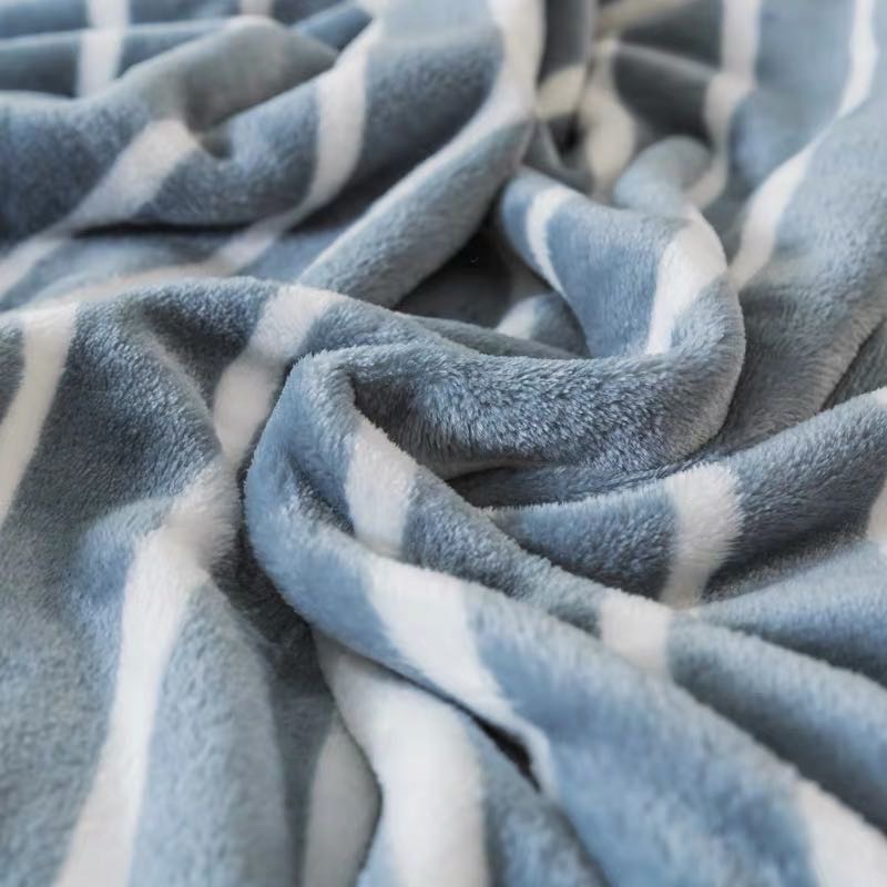 鑫缘利法兰绒毛毯加厚保暖冬季床单产品图