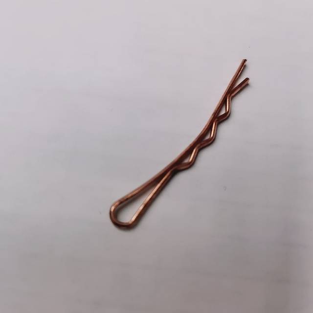 Our factory specializes in electroplated red copper single-line wavy bb clips, gripper hair clips, hair bands and hair comb accessories Specification image