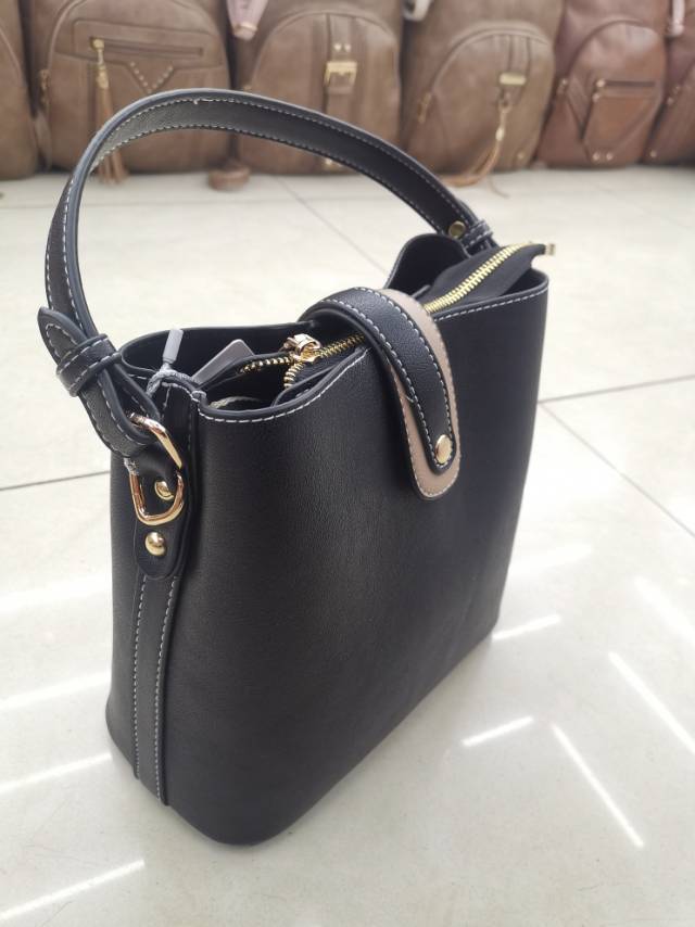 Handbag Women's Clutch Bag Single Shoulder Crossbody Bag Summer Personality Fashion details Picture
