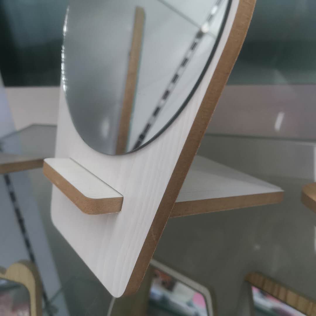 台镜/镜子 / 折叠镜子产品图