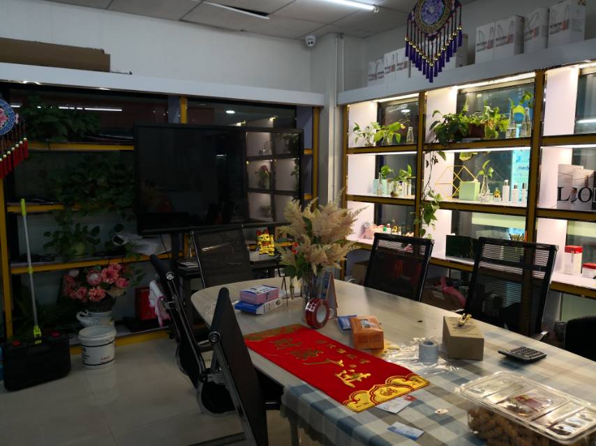 Yiwu Outuo Import and Export Co., LTD describe pic - 3