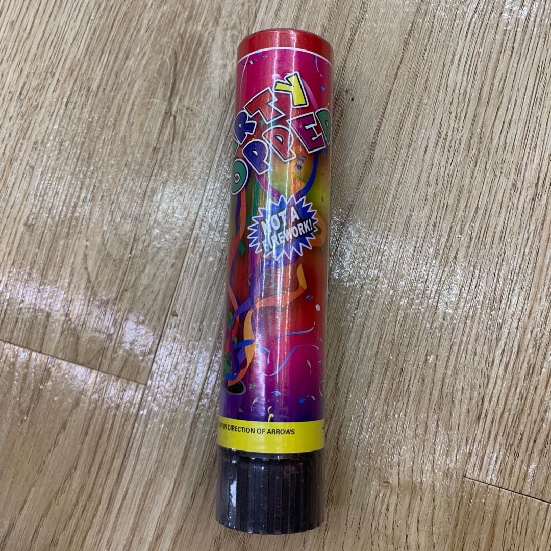 Wedding props, festival supplies, fireworks and firecrackers, red and romantic