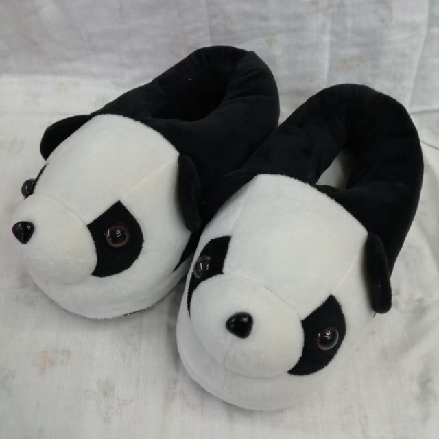 Home Shoes Non-Slip Indoor Floor Shoes Men's And Women's Spring Slippers Cute Cartoon Flat Floor Package With Panda