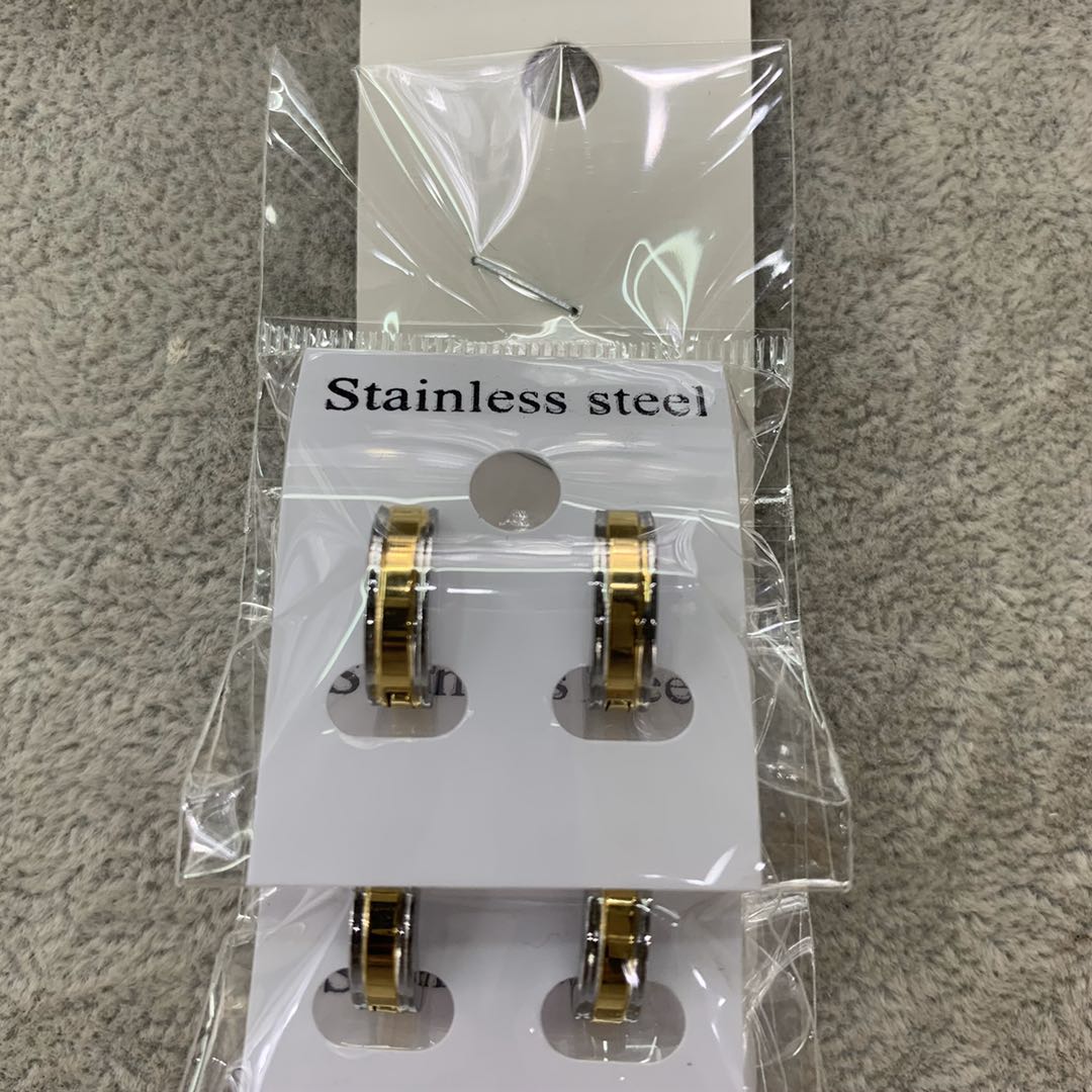镀金不锈钢戒指耳钉钛钢耳环流行时尚潮流百搭耳饰产品图