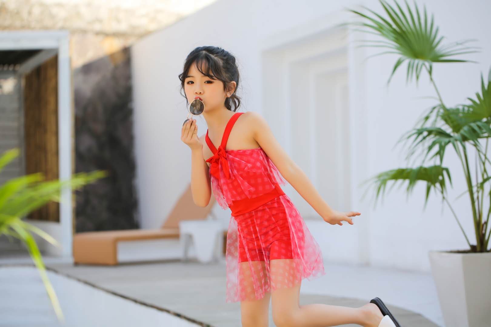 Safe and comfortable fabric