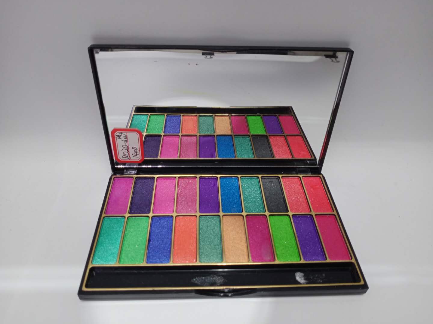 20-color glitter sequined dazzling eyeshadow is waterproof, sweat-proof and non-smudging