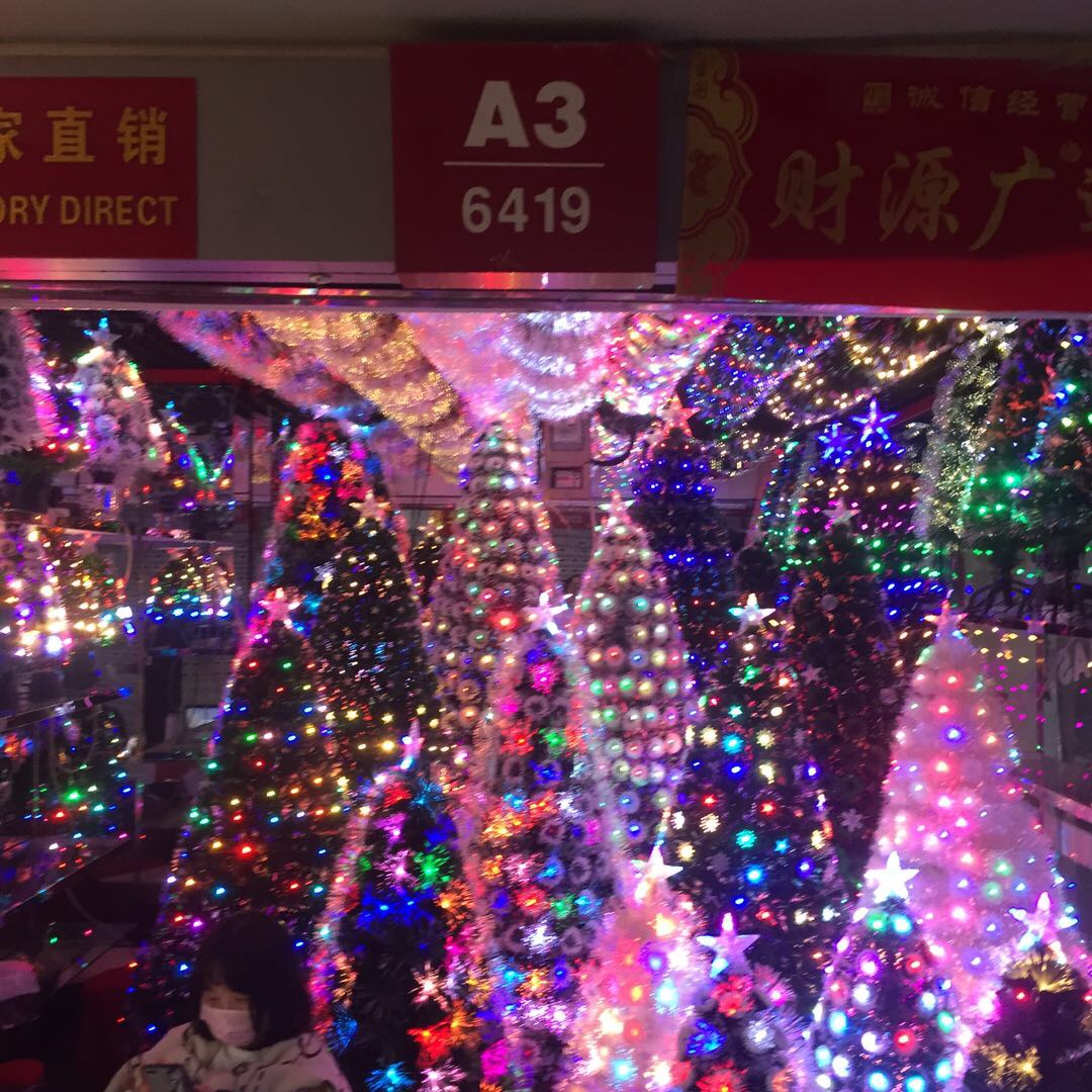 义乌冰雪圣诞树厂
