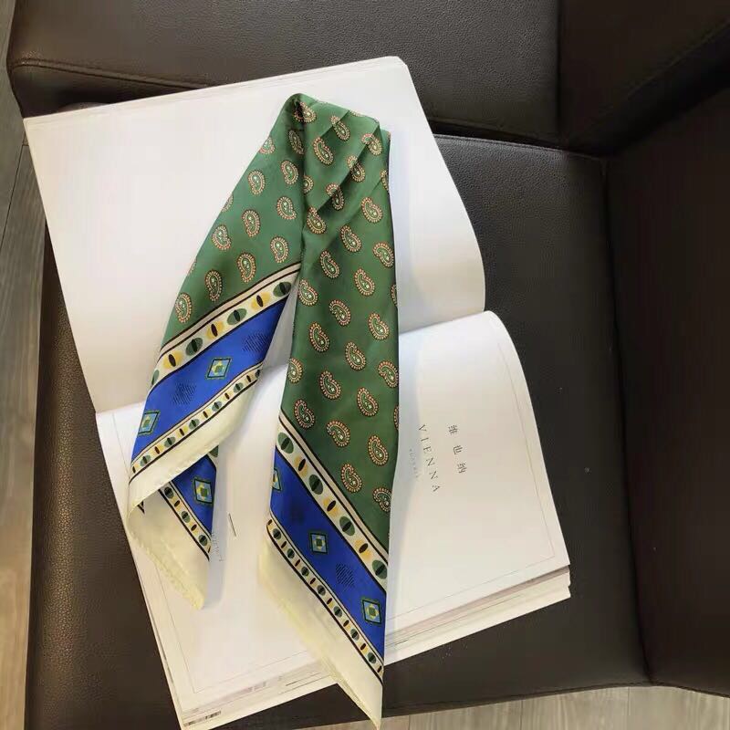 South Korea Spring And Autumn Foreign Gas Green Cashew Nut Flower Silk Scarf Small Square details Picture