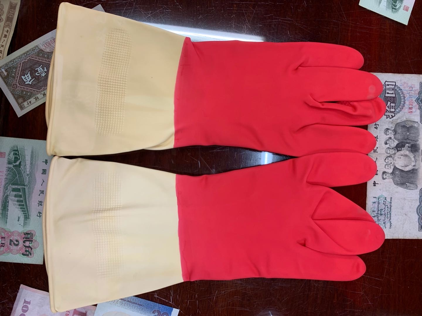 Labor protection gloves, wear-resistant labor rubber, warm impregnated rubber, waterproof, thickened rubber full belt rubber Specification image