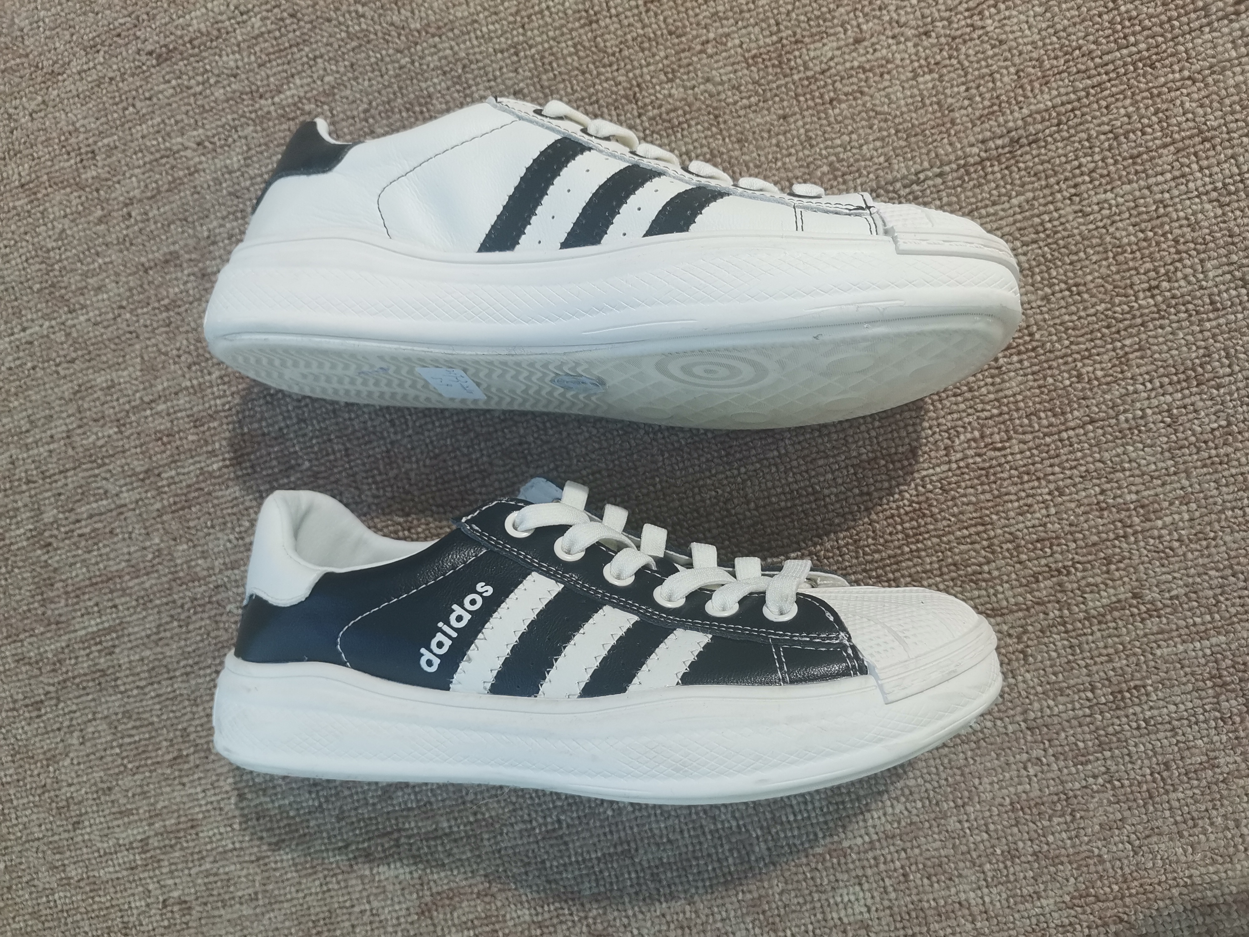 YP4428优品鞋业2020广东春季新款休闲女鞋产品图