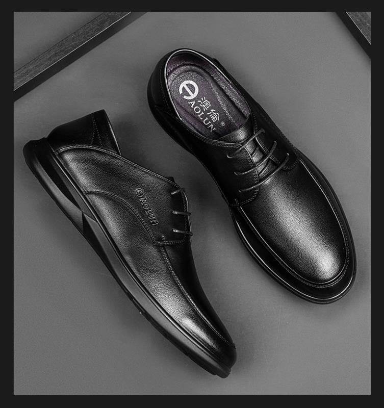 Soft Leather Casual Shoes For Men details Picture