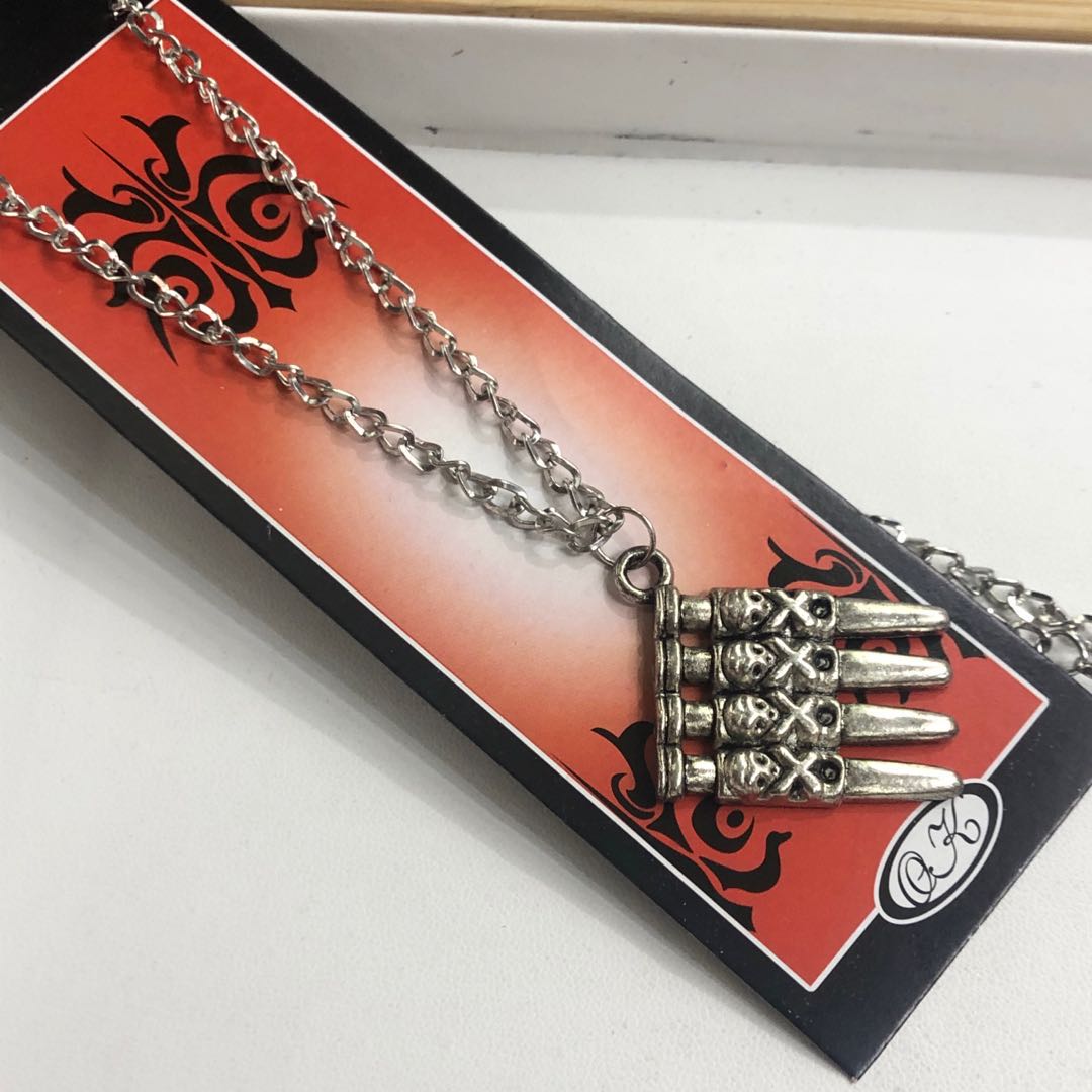 Bullet-shaped pendant necklace, a fashionable and versatile new necklace, a high-end new internet-famous necklace accessory Specification image