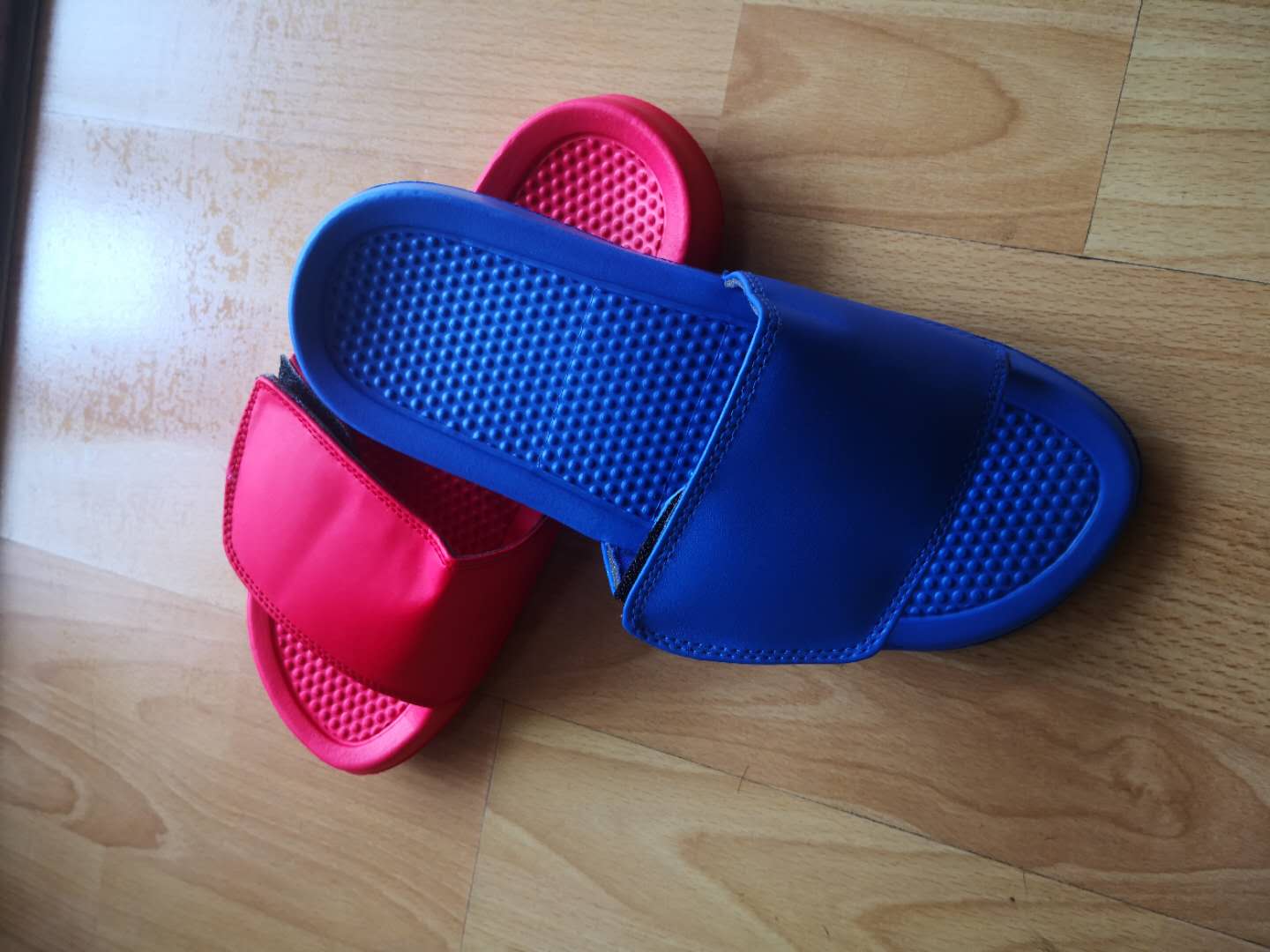 42981-5 one-shoulder slippers Specification image