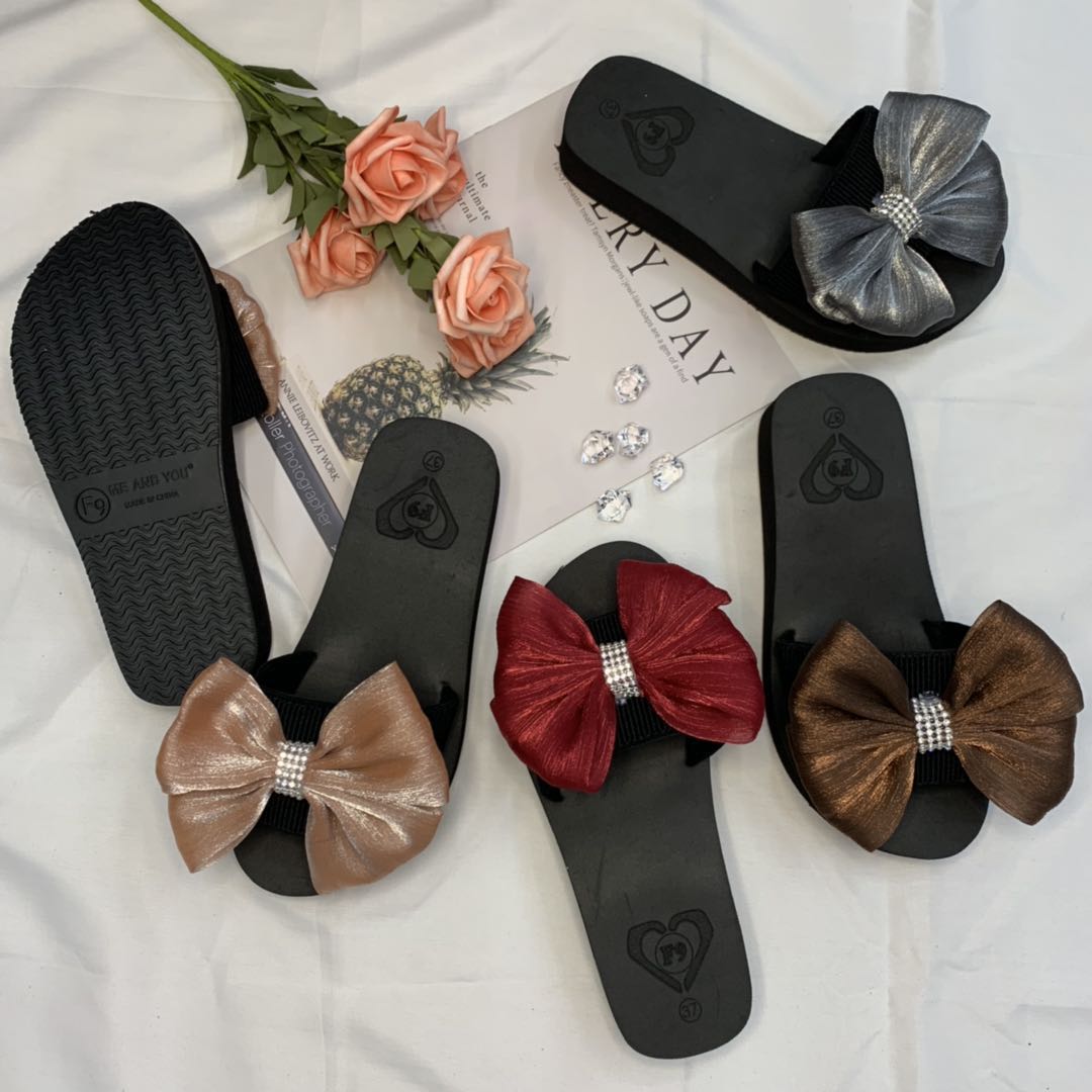 Summer Korean-style fashionable outdoor slippers for girls, versatile for students, flat sweet bow cool slippers for girls