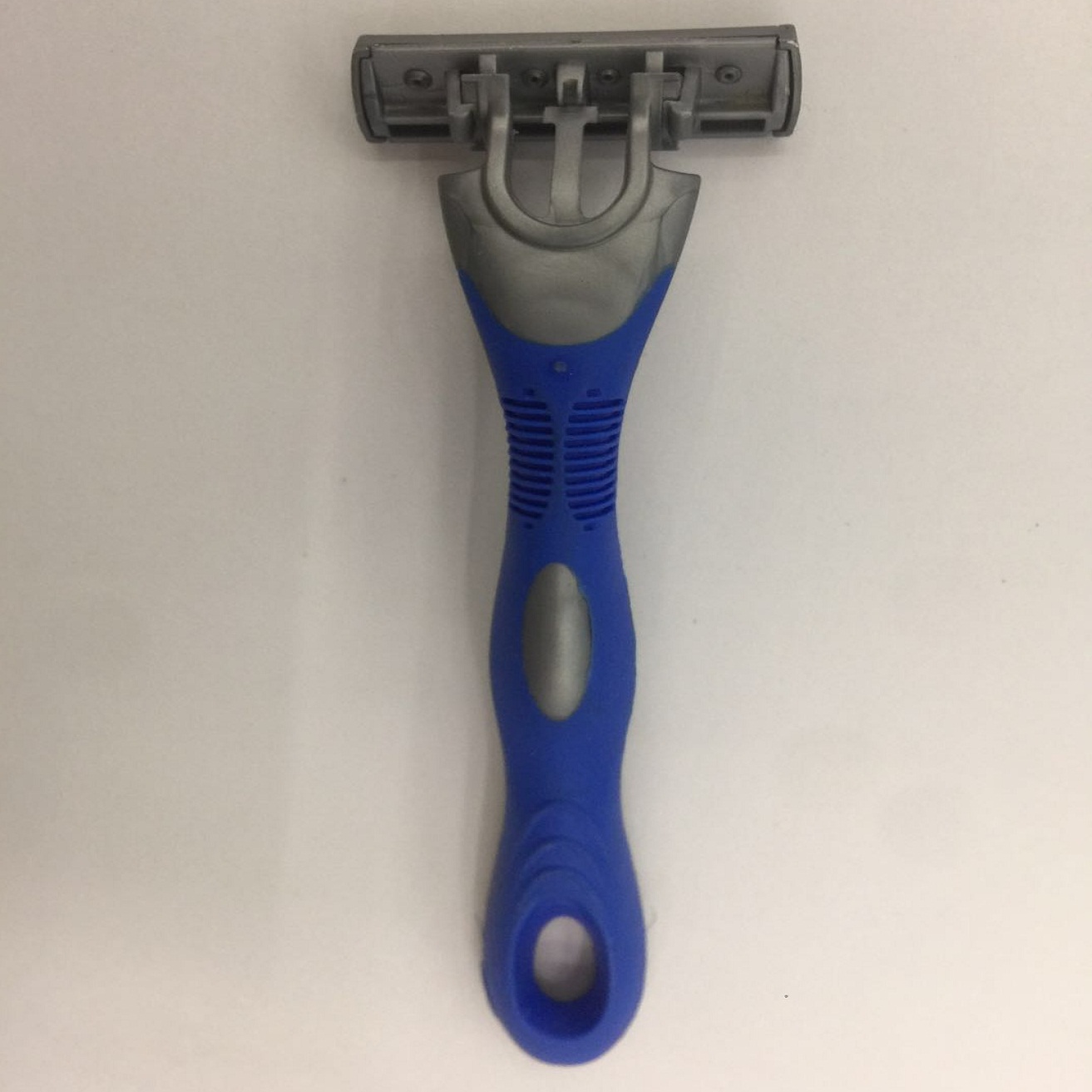 M9039一次性4PCS双泡壳剃须刀详情图2