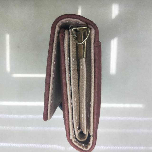 厂家直销时尚大众新颖休闲简约酒红色女士钱包！细节图