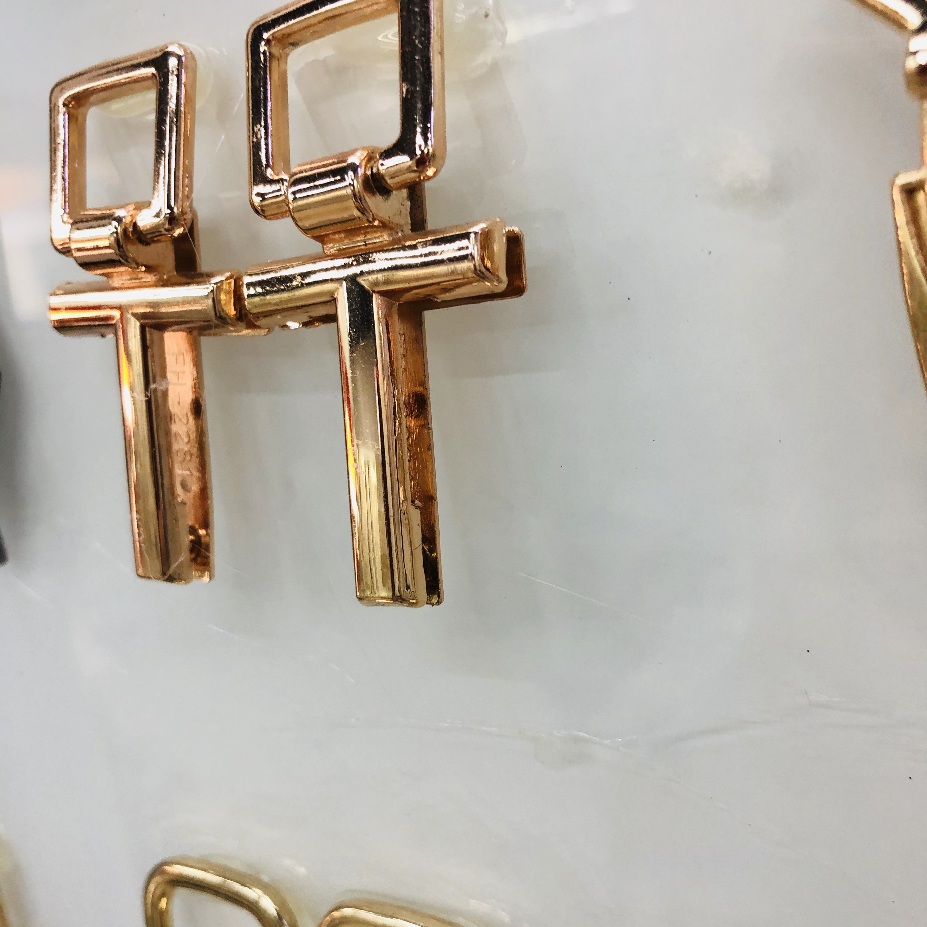 铃铛/立体玫瑰花服饰配件/天资羽毛/蝴蝶结/挂件产品图