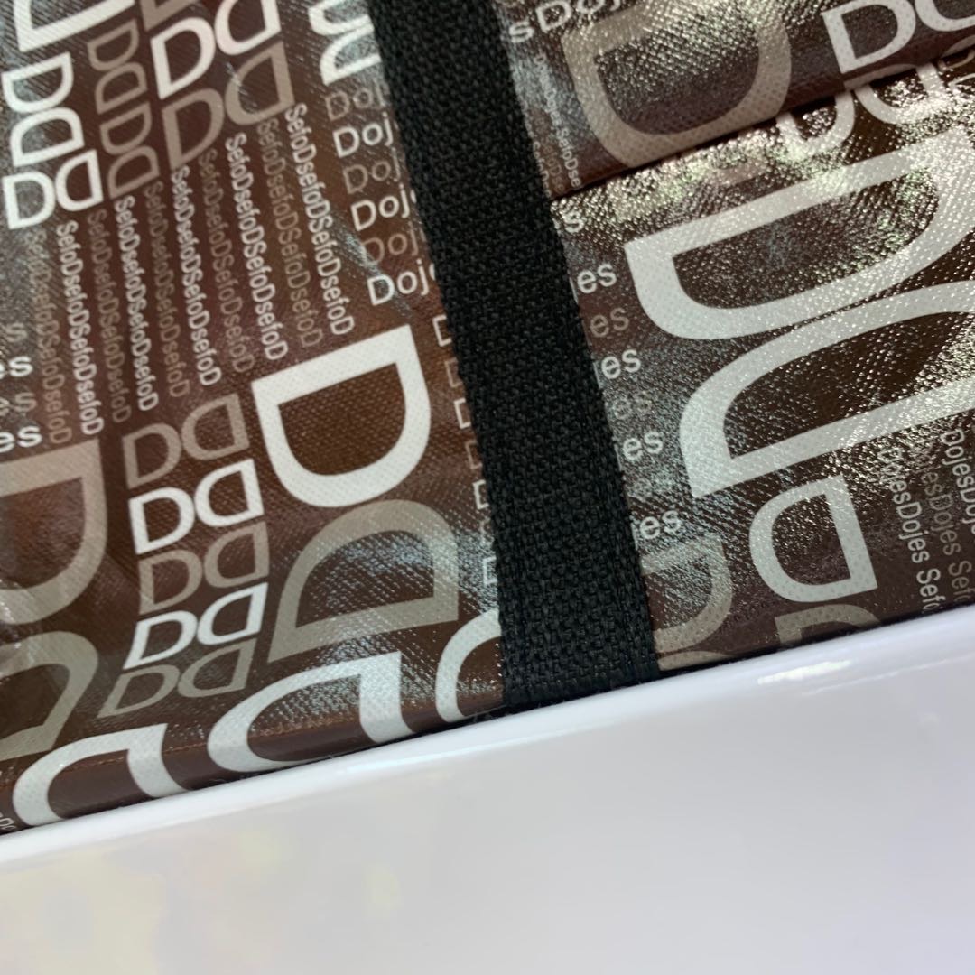 灰色字母多功能袋子旅行包细节图