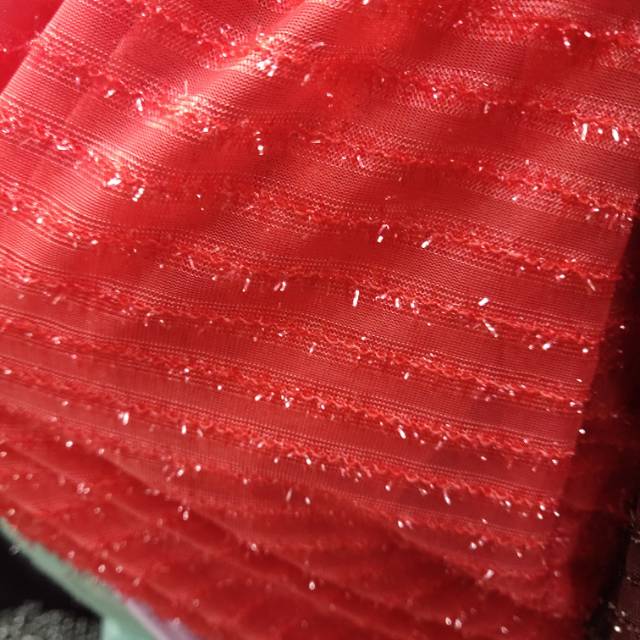 闪光丝横条针纺布服装饰品细节图