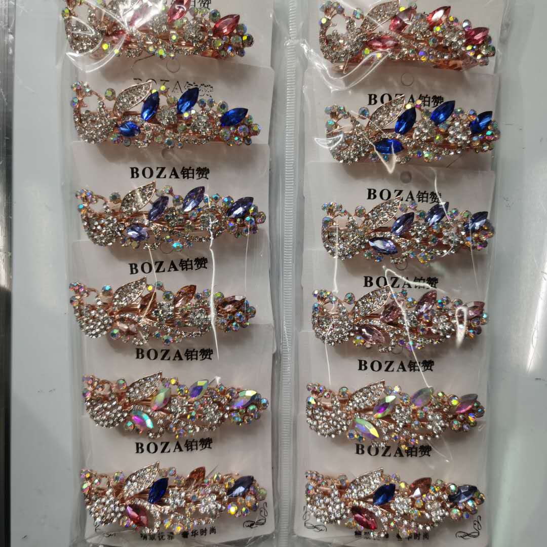 h Korean version fashionable, stylish and versatile ladies' alloy hair clip with water diamond peacock is a hot-selling headband details Picture