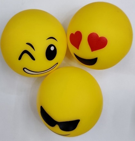 搪胶发声狗脸球宠物训犬玩具球 搪胶宠物球玩具产品图