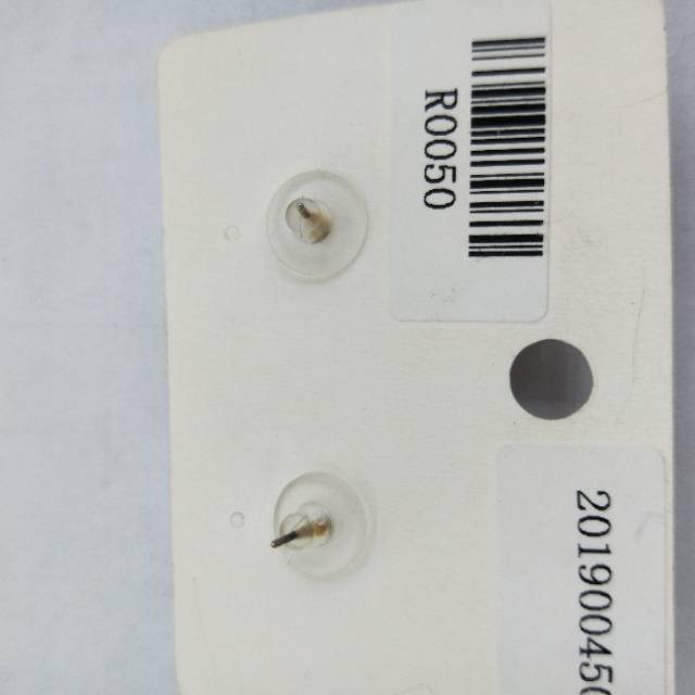 Factory direct sales: Simple, elegant, fashionable and popular jewelry and accessories, personalized and trendy new styles, multiple small zircon earrings Miss Li Specification image