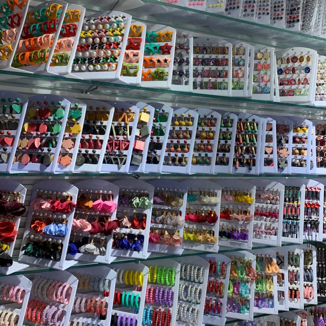 Yiwu Xinyuan Accessories describe pic - 1