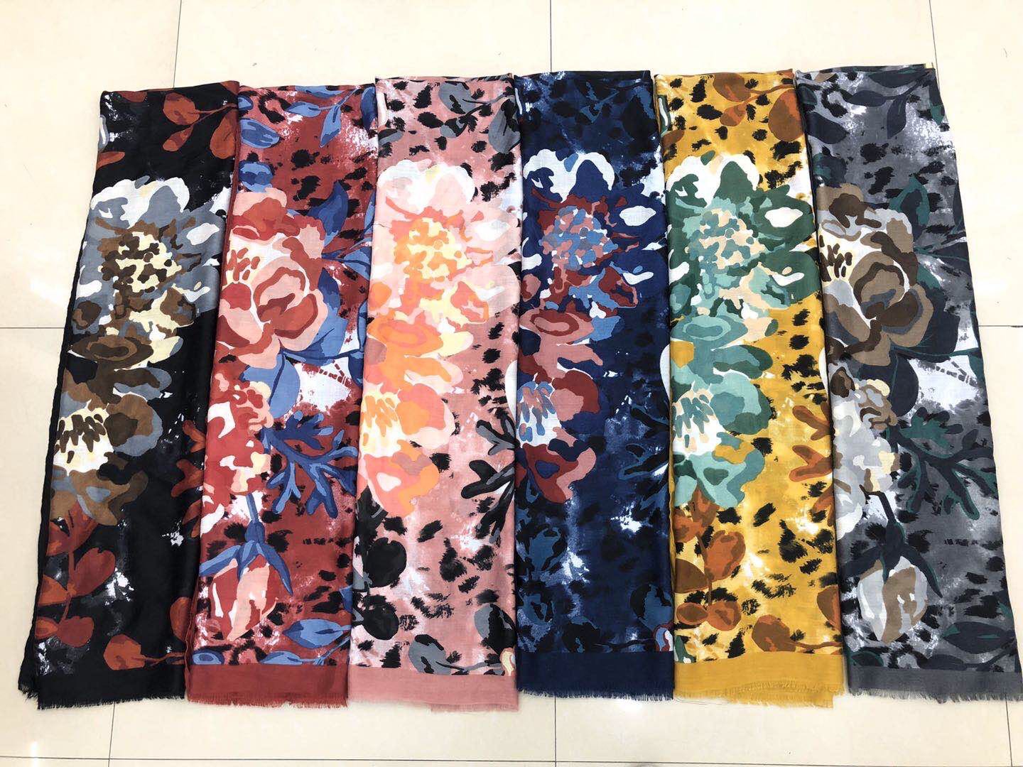 Women's Fashion Trend All Kinds Of Explosive Instagram Style Scarf Scarf Specification drawing