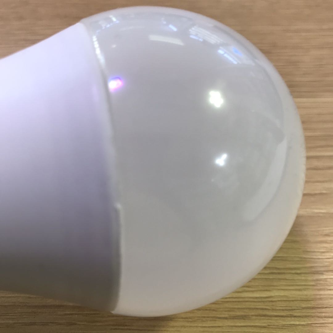 White E27 screw-socket LED lighting bulb lamp details Picture