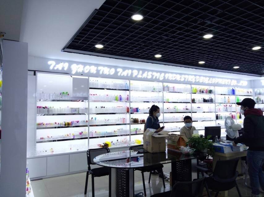 Taizhou Tuotai Plastic Industry Development Co., LTD describe pic - 1