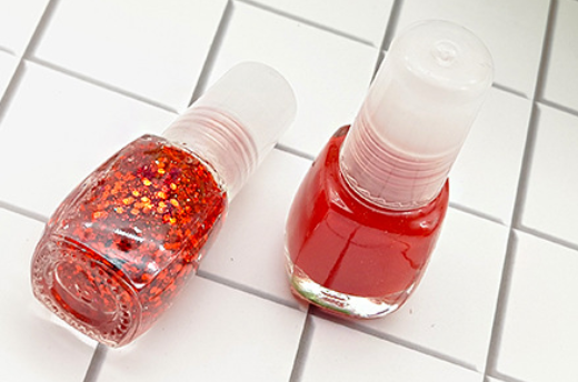 小方瓶彩色指甲油护甲油优品现货厂家直销