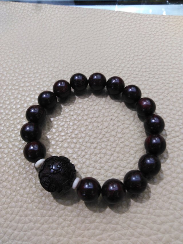 Handicraft bracelet, rosewood bracelet