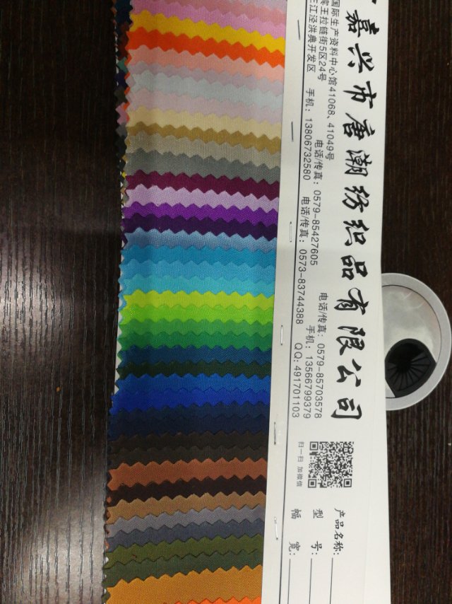 Factory direct sales of hot-selling new PA plain leather, large stock of high, medium and low-end luggage, sofa, shoe materials and fabrics