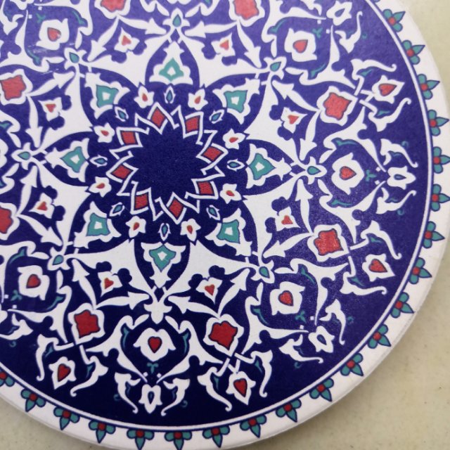 Imported ceramic club homestay fruit plate decorative hanging plate, hand-painted Persian-style plate details Picture