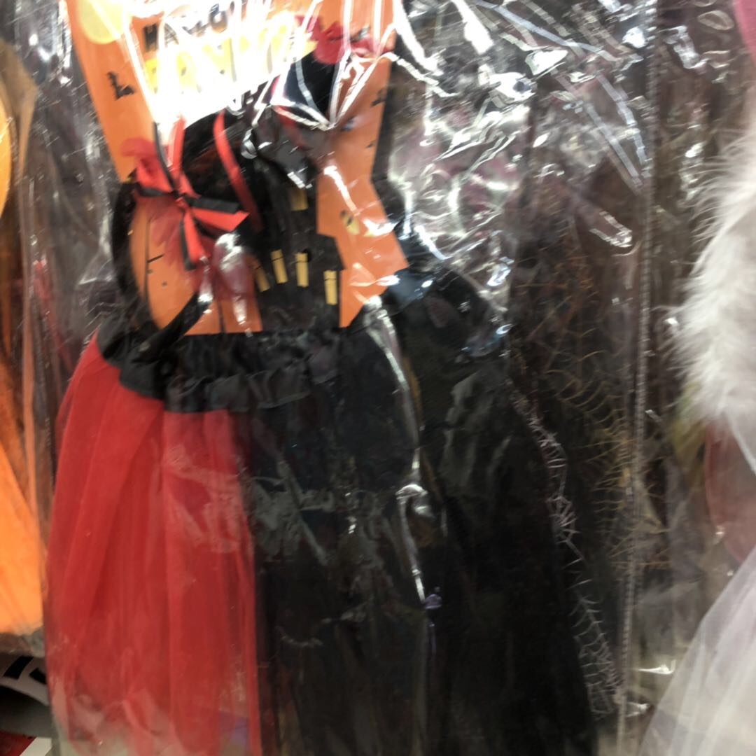 节日黑红哥特cosplay套装。